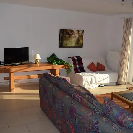 Schwalbenhof Apartment *