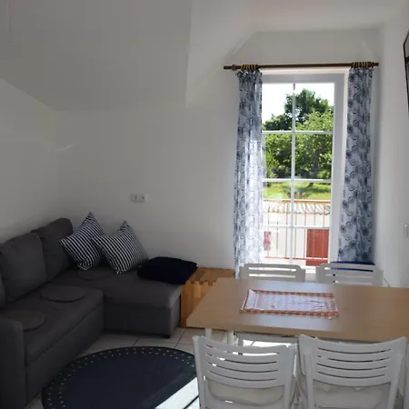 Apartment Schwalbenhof *