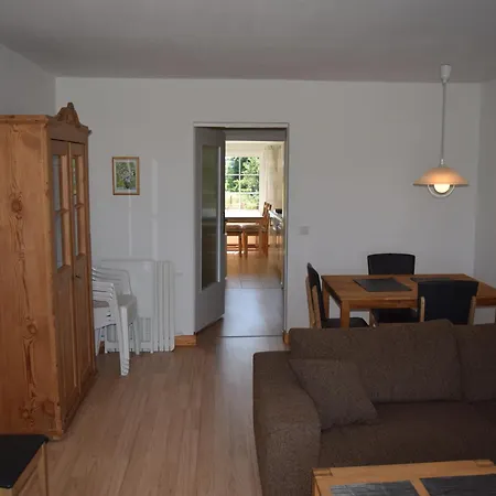 Schwalbenhof Apartment Kuehlungsborn